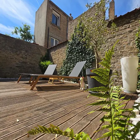 Louce - Et Terrasse Ensoleillee - De Les Bains A 1 Min Appartement