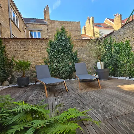 Appartement Louce - Et Terrasse Ensoleillee - De Les Bains A 1 Min *